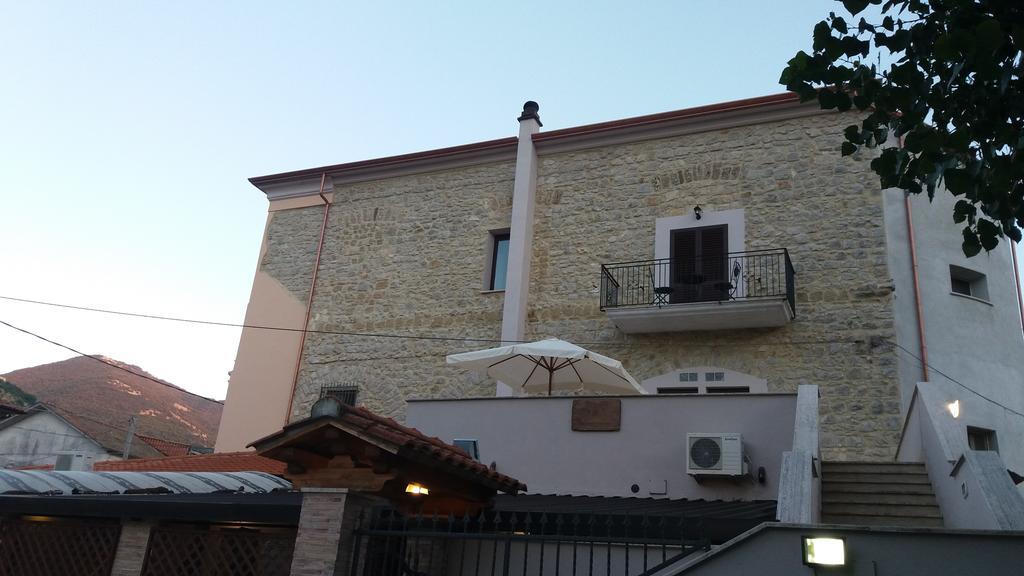 B&B La Taverna Campodimele Exterior photo